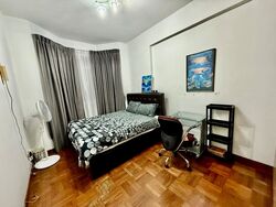 hillington-green photo thumbnail #14